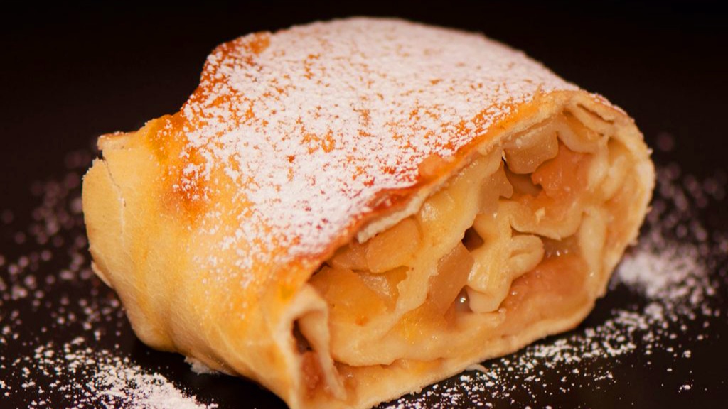 Apfelstrudel without Filo Pastry